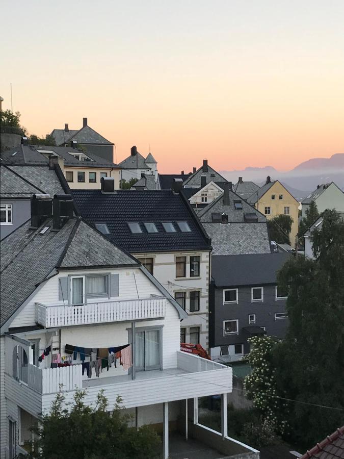 City View Studio Apartment Ålesund Dış mekan fotoğraf